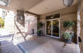 2 odalılar daire North York'da, Kanada. C$900,000