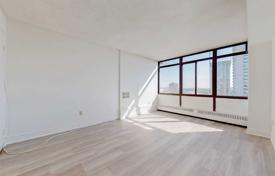 5 odalılar daire North York'da, Kanada. C$761,000