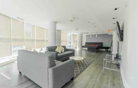 2 odalılar daire Lake Shore Boulevard West'da, Kanada. C$877,000