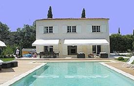 5 odalılar villa Saint-Tropez'de, Fransa. 7,600 € haftalık