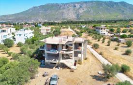 9 odalılar şehir içinde müstakil ev 390 m² Loutraki'de, Yunanistan. 260,000 €