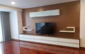 4 odalılar kondominyumda daireler Khlong Toei'de, Tayland. $4,000 haftalık