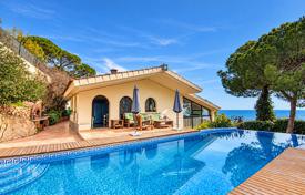 4 odalılar şehir içinde müstakil ev 414 m² Sant Feliu de Guixols'da, İspanya. 1,690,000 €