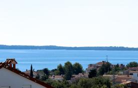 2 odalılar daire 77 m² Peroj'da, Hırvatistan. 305,000 €