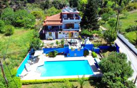 6 odalılar villa 168 m² Loutraki'de, Yunanistan. 230,000 €