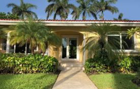 Villa – Fort Lauderdale, Florida, Amerika Birleşik Devletleri. $800,000