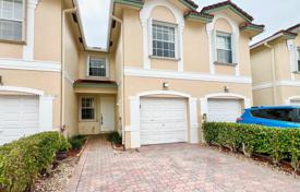 3 odalılar şehir içinde müstakil ev 169 m² Coral Springs'da, Amerika Birleşik Devletleri. $490,000