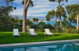 9 odalılar villa Antibes'te, Fransa. Price on request