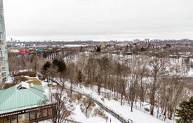 5 odalılar daire North York'da, Kanada. C$928,000