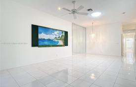 Şehir içinde müstakil ev – Boynton Beach, Florida, Amerika Birleşik Devletleri. $369,000