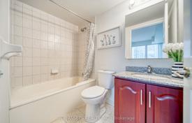 7 odalılar daire Scarborough'da, Kanada. C$1,084,000