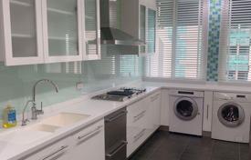 4 odalılar kondominyumda daireler Bang Kho Laem'da, Tayland. $5,800 haftalık