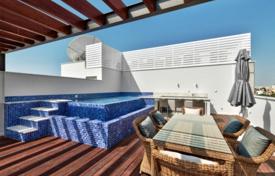 Çatı dairesi – Germasogeia, Limassol (city), Limasol,  Kıbrıs. 650,000 €