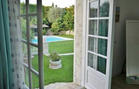 5 odalılar villa Antibes'te, Fransa. Price on request