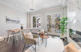 6 odalılar şehir içinde müstakil ev Scarborough'da, Kanada. C$2,469,000