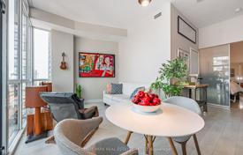 5 odalılar daire Fort York Boulevard'da, Kanada. C$780,000