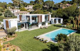 9 odalılar villa Cap d'Antibes'da, Fransa. 12,500,000 €