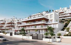 4 odalılar daire 104 m² Estepona'da, İspanya. 750,000 €