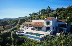 Villa – Saint-Tropez, Cote d'Azur (Fransız Rivierası), Fransa. $15,500 haftalık