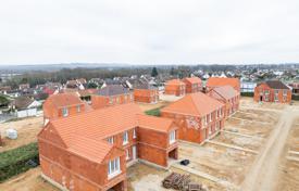 New residential complex with villas Ile-de-France'de, Fransa. Min.306,000 €