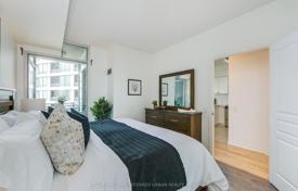 4 odalılar daire Etobicoke'de, Kanada. C$770,000