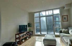 2 odalılar daire Queen Street West'da, Kanada. C$985,000