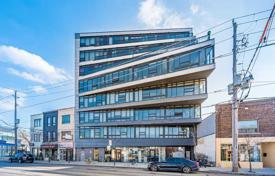 3 odalılar daire Dundas Street West'da, Kanada. C$1,060,000