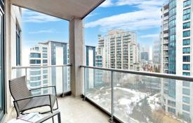 2 odalılar daire Lake Shore Boulevard West'da, Kanada. C$864,000