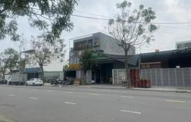 Arsa Da Nang'da, Vietnam. $1,000,000