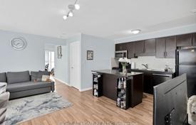 6 odalılar daire North York'da, Kanada. C$981,000