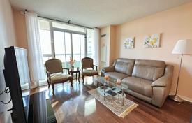 6 odalılar daire North York'da, Kanada. C$906,000