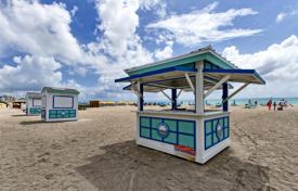 Kondominyum – Ocean Drive, Miami sahili, Florida,  Amerika Birleşik Devletleri. $850,000