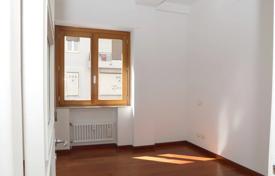 7 odalılar daire Milan'da, İtalya. 1,380,000 €