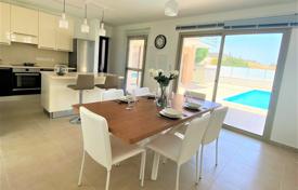 4 odalılar yazlık ev 190 m² Agios Tychonas'da, Kıbrıs. 995,000 €