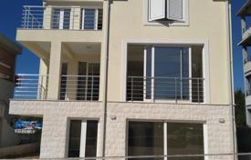 2 odalılar daire 73 m² Herceg Novi city'da, Karadağ. 300,000 €