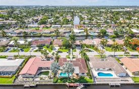 Şehir içinde müstakil ev – Fort Lauderdale, Florida, Amerika Birleşik Devletleri. $1,200,000