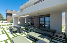 6 odalılar şehir içinde müstakil ev 313 m² Zadar County'da, Hırvatistan. 2,150,000 €