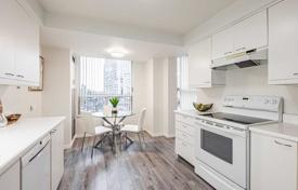 2 odalılar daire North York'da, Kanada. C$1,078,000