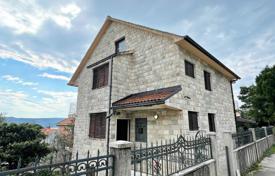 Şehir içinde müstakil ev – Tivat (city), Tivat, Karadağ. 450,000 €
