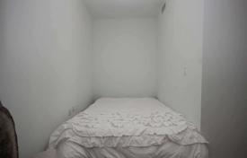 2 odalılar daire Etobicoke'de, Kanada. C$890,000