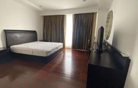 3 odalılar kondominyumda daireler Pathum Wan'da, Tayland. $3,060 haftalık