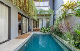 5 odalılar villa 290 m² Batu Bolong Beach'da, Endonezya. $274,000