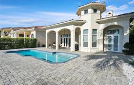 Villa – Hollywood, Florida, Amerika Birleşik Devletleri. $2,150,000