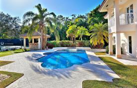 Villa – Pinecrest, Florida, Amerika Birleşik Devletleri. 2,086,000 €