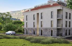 1 odalılar daire 38 m² Kotor (city)'da, Karadağ. 105,000 €