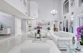 Şehir içinde müstakil ev – West End, Miami, Florida,  Amerika Birleşik Devletleri. $1,895,000