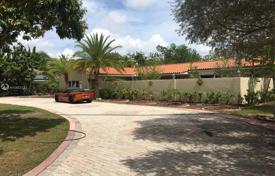 Villa – Miami, Florida, Amerika Birleşik Devletleri. $1,995,000