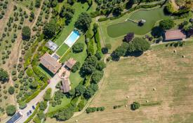 22 odalılar konak Arezzo'da, İtalya. 4,300,000 €