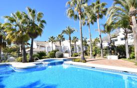 5 odalılar konak 393 m² Marbella'da, İspanya. 2,345,000 €