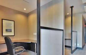 2 odalılar daire Yonge Street'da, Kanada. C$922,000